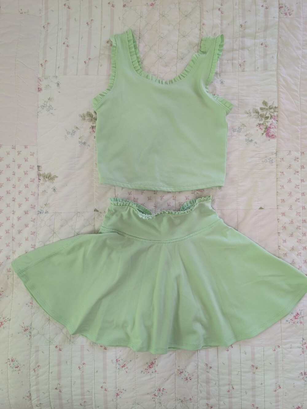 Yogalicious Active Two-Piece Set